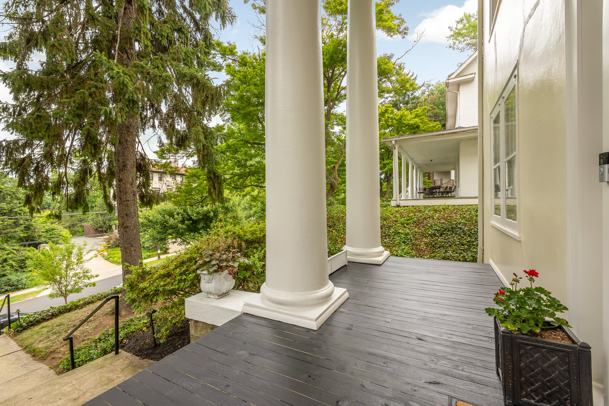 1313 Quincy Street NE_Porch